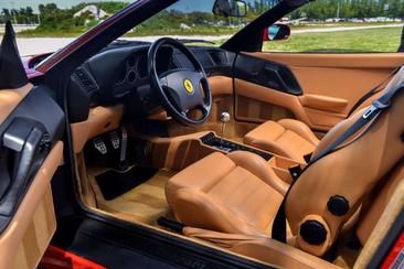 Ferrari F355 — photo 7