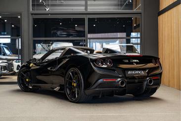 Ferrari F8 Spider — photo 4