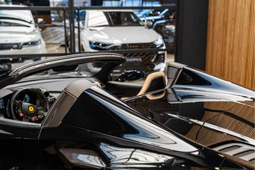 Ferrari F8 Spider — photo 19