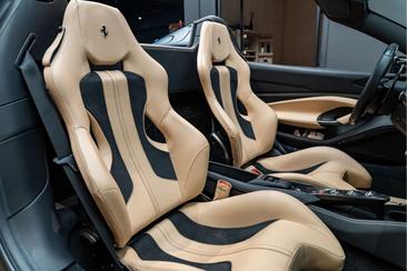 Ferrari F8 Spider — photo 45