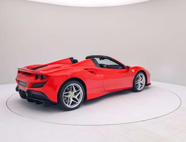 Ferrari F8 Spider — photo 6