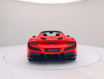 Ferrari F8 Spider — photo 8