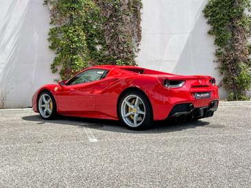 Ferrari 488 Spider — photo 15