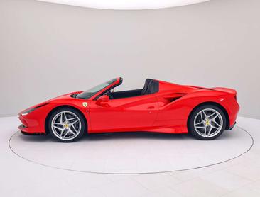 Ferrari F8 Spider — photo 11
