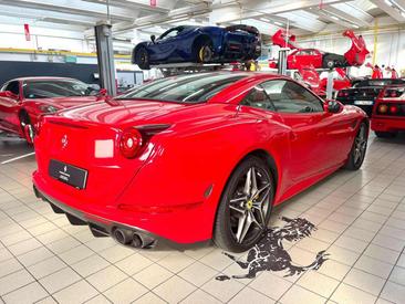 Ferrari California T — photo 3