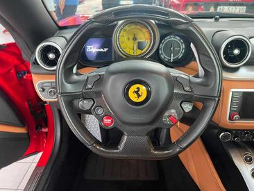 Ferrari California T — photo 11