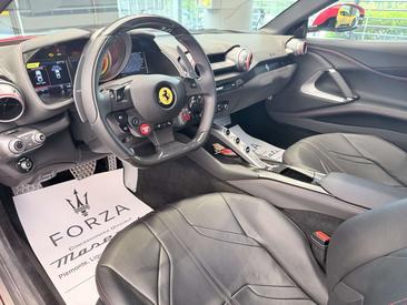 Ferrari 812 Superfast — photo 7