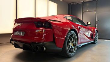 Ferrari 812 Superfast — photo 15