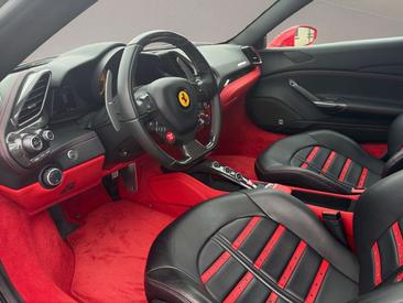 Ferrari 488 GTB — photo 26