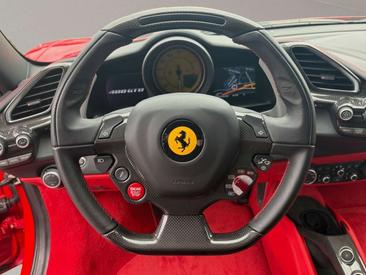 Ferrari 488 GTB — photo 28