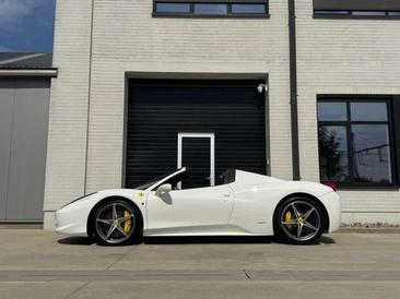 Ferrari 458 Spider — photo 10