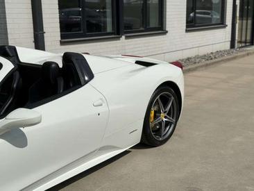 Ferrari 458 Spider — photo 15