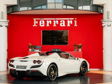 Ferrari F8 Spider — photo 5