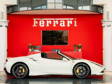 Ferrari F8 Spider — photo 6