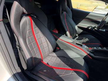 Ferrari 812 Superfast — photo 9