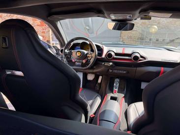 Ferrari 812 Superfast — photo 11
