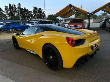 Ferrari 488 GTB — photo 9