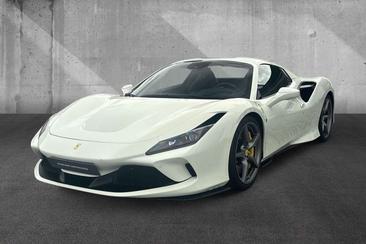 Ferrari F8 Spider — photo 22