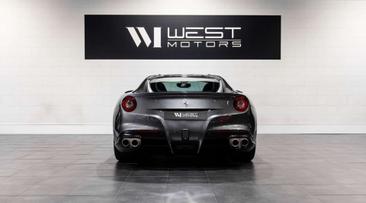 Ferrari F12 Berlinetta — photo 5