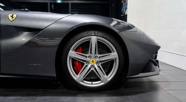 Ferrari F12 Berlinetta — photo 7