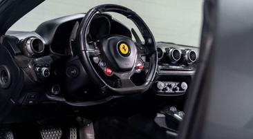 Ferrari F12 Berlinetta — photo 29