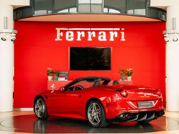 Ferrari California T — photo 3