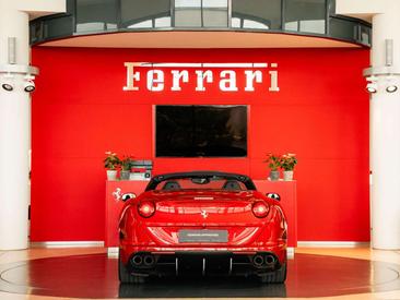 Ferrari California T — photo 4