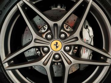 Ferrari California T — photo 10