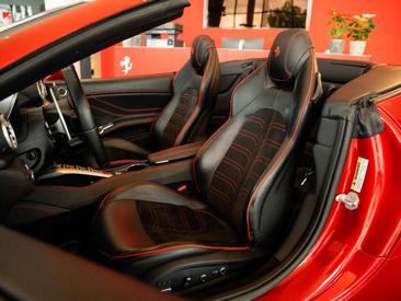 Ferrari California T — photo 16
