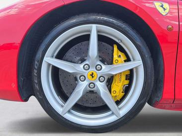 Ferrari 488 — photo 4