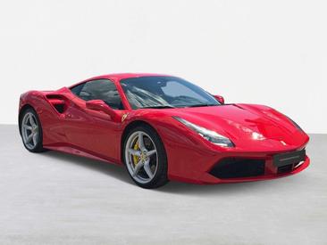 Ferrari 488 — photo 7