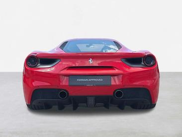 Ferrari 488 — photo 9