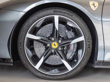 Ferrari SF90 Stradale — photo 8