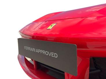 Ferrari 488 — photo 12