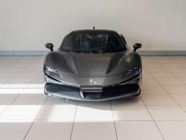 Ferrari SF90 Stradale — photo 17