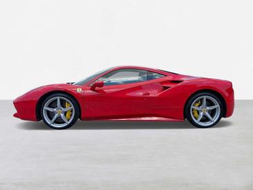 Ferrari 488 — photo 25