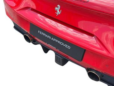 Ferrari 488 — photo 34