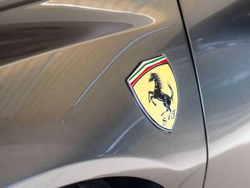 Ferrari SF90 Stradale — photo 28