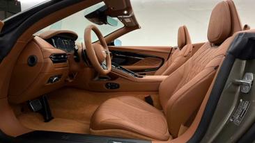 Aston Martin DB12 Volante Black Pack — photo 6