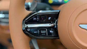 Aston Martin DB12 Volante Black Pack — photo 8