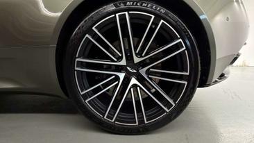 Aston Martin DB12 Volante Black Pack — photo 12
