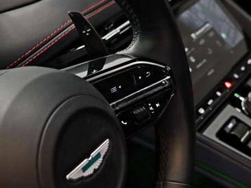 Aston Martin DB12 4.0 V8 — photo 30
