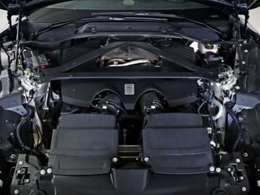 Aston Martin DB12 4.0 V8 — photo 31