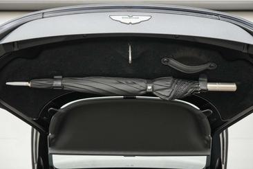 Aston Martin V8 4.0 — photo 23