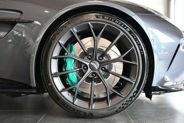 Aston Martin V8 Roadster Epsilon — photo 24