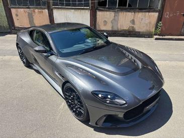 Aston Martin DBS 5.2 V12 770 Ultimate — photo 33