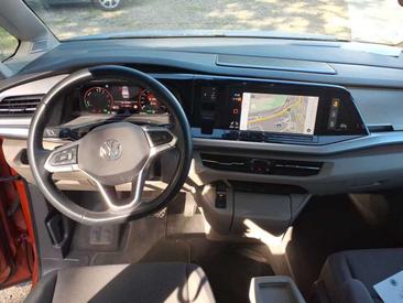 Volkswagen Multivan Hybrid Life — photo 3