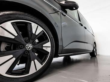 Volkswagen Multivan EHybrid 4Motion Style — photo 2