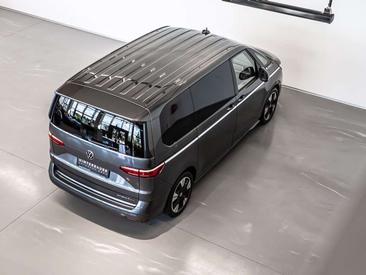 Volkswagen Multivan EHybrid 4Motion Style — photo 9