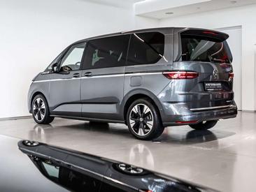 Volkswagen Multivan EHybrid 4Motion Style — photo 15